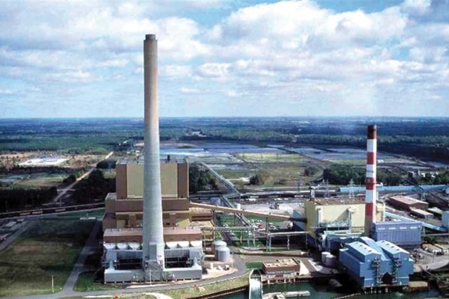 Europe agrees to ban Russian coal but struggles with oil, gas Europe agrees to ban Russian coal but struggles with oil, gas