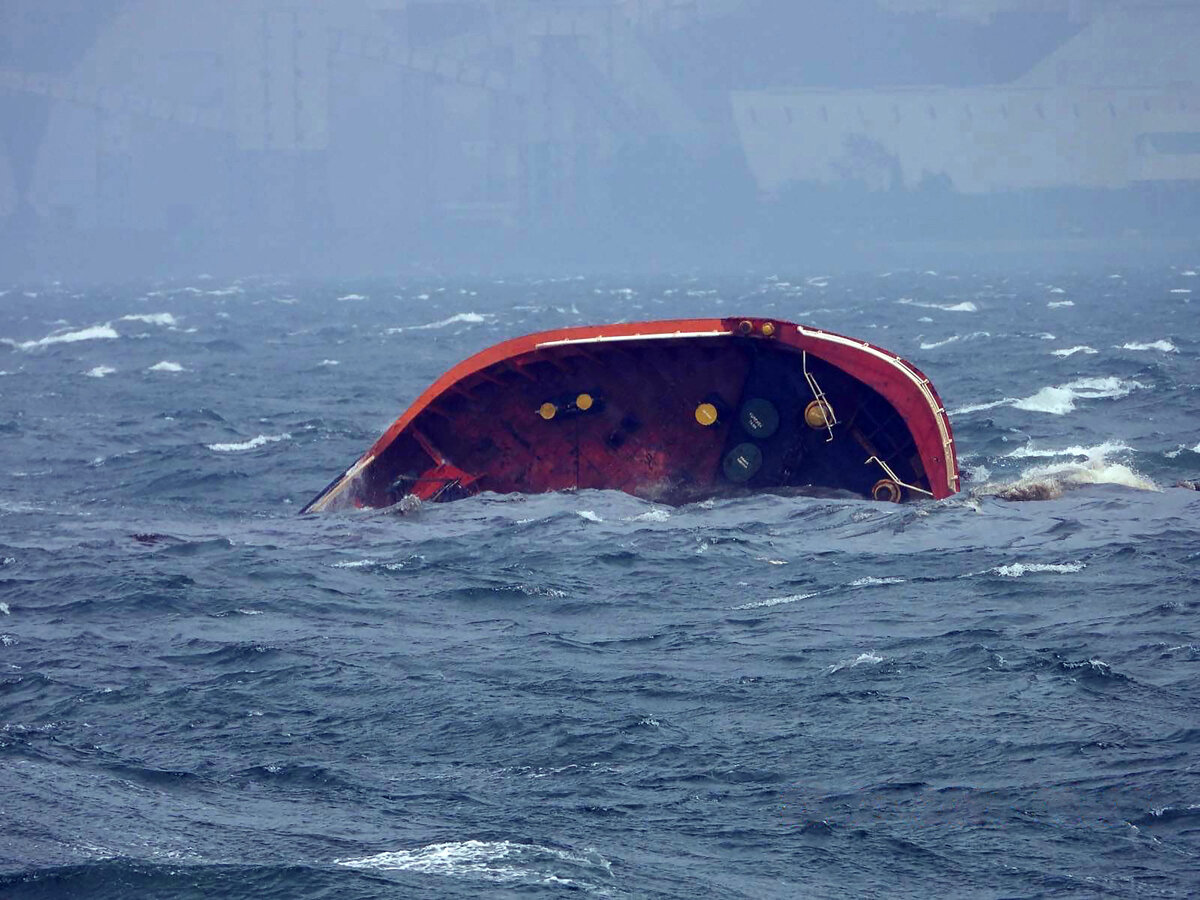 ai-fill-50573 Philippine Coast Guard Seals Manila Bay Diesel Leak