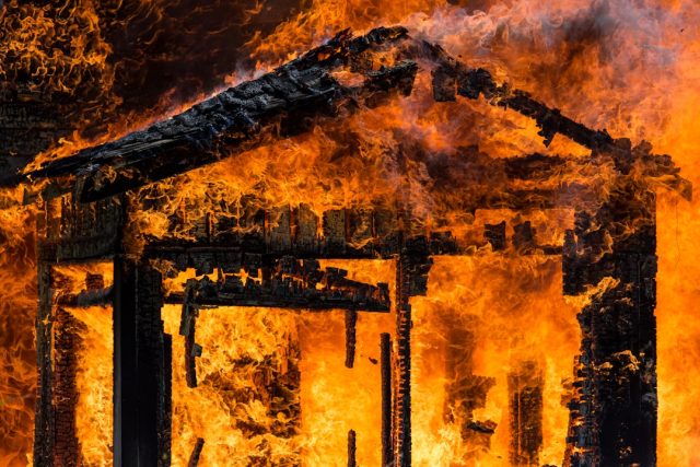 Six Killed in Maryland Fire Highlight National Home Safety Concerns Firefighters at a residential house fire in Waldorf, Maryland, with smoke billowing from the roof in the early morning hours.