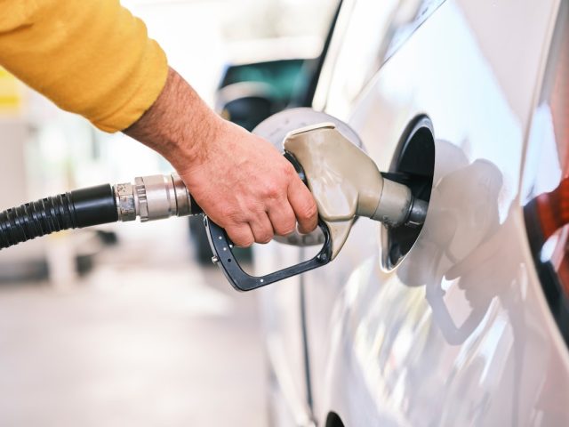 Utah biodiesel fraud convict used $500M scheme for luxury cars and homes A Utah federal courthouse exterior with a biodiesel truck parked nearby, symbolizing the clean energy fraud trial.