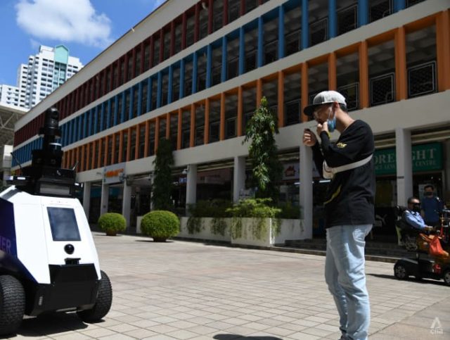 Toa Payoh Robot Police Patrol Toa Payoh Robot Police Patrol