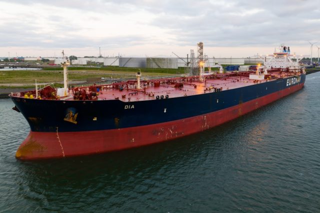 US Indo-Pacific Command Boards Stateless Tanker Carrying Alleged Iranian Oil US Indo-Pacific Command Boards Stateless Tanker Carrying Alleged Iranian Oil