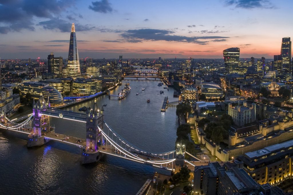 London Parents Moving Story Highlights Challenge of Decluttering with Children