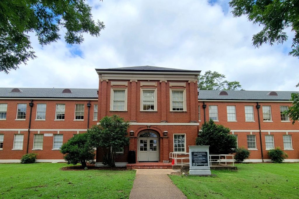Alabama bill requires annual reports on \u2018controversial\u2019 teaching in public universities