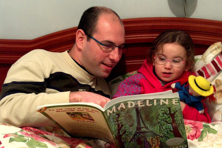 The 5-minute bedtime ritual children remember decades later