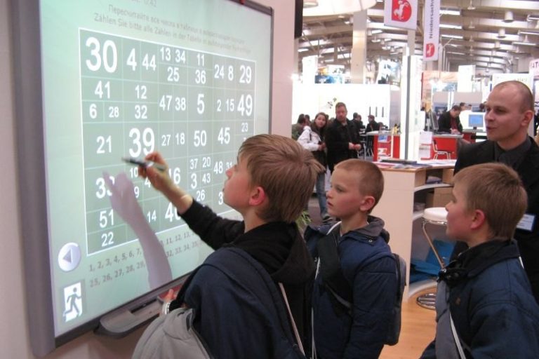Educational Technology Integrates Multidisciplinary Theory And Tools To Facilitate Learnin