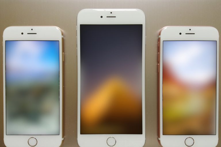 Mom Told Daughter to Get Job for iPhone; Daughter Calls It Forced Labor