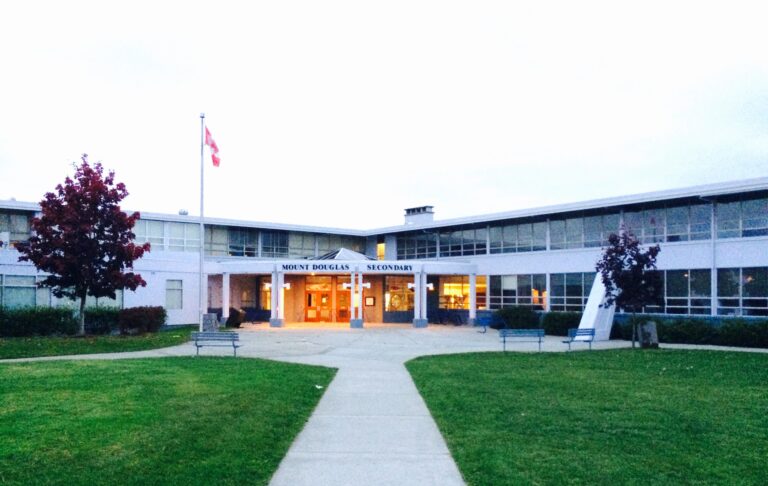 Saanich student wins prestigious national scholarship