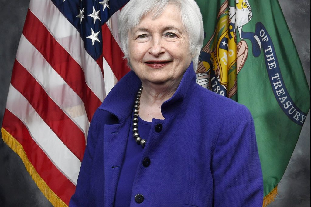 U.S. National Debt Exceeds 40 Trillion Amid Rising Treasury