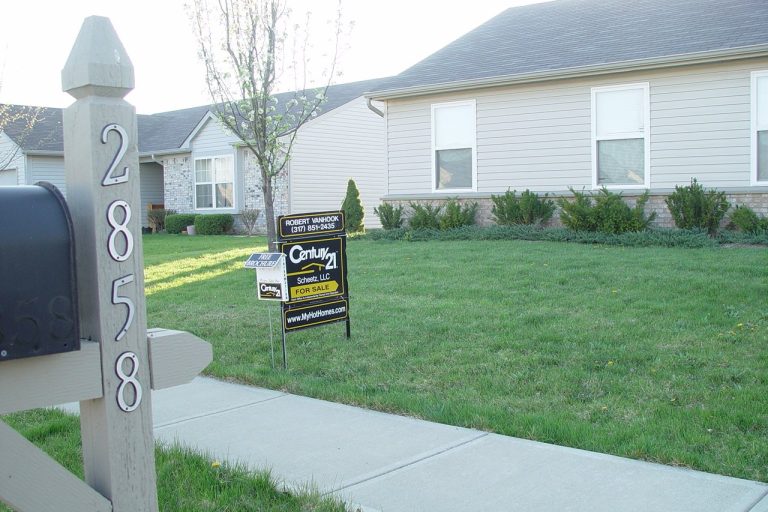 As mortgage rates climb, the US housing market is slowing down