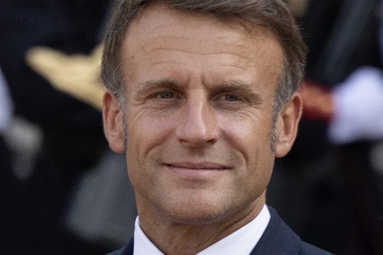 Macron Calls Emergency G7 Meeting as Global Energy Prices Soar