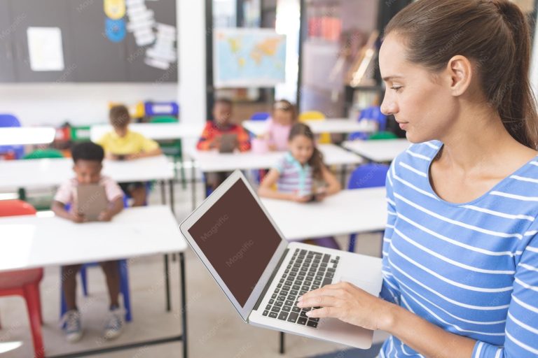 Chandigarh Teachers Trade Chalk for AI Tools in CBSE Workshop