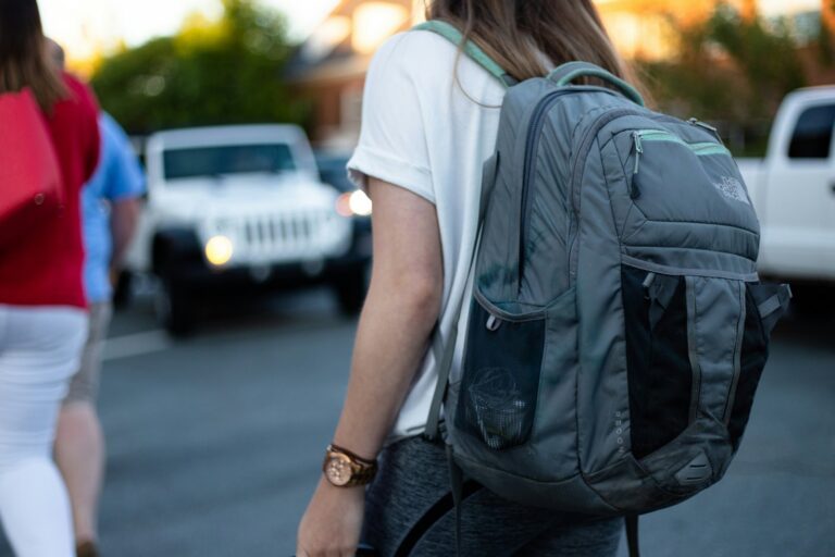 Personal Safety Strategies for Travelers to Avoid Becoming Crime Targets