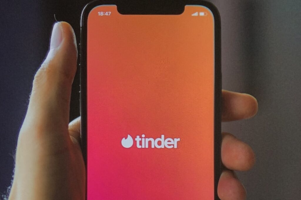 Sydney Loofe friend's Tinder sting helped convict killers in new Hulu doc