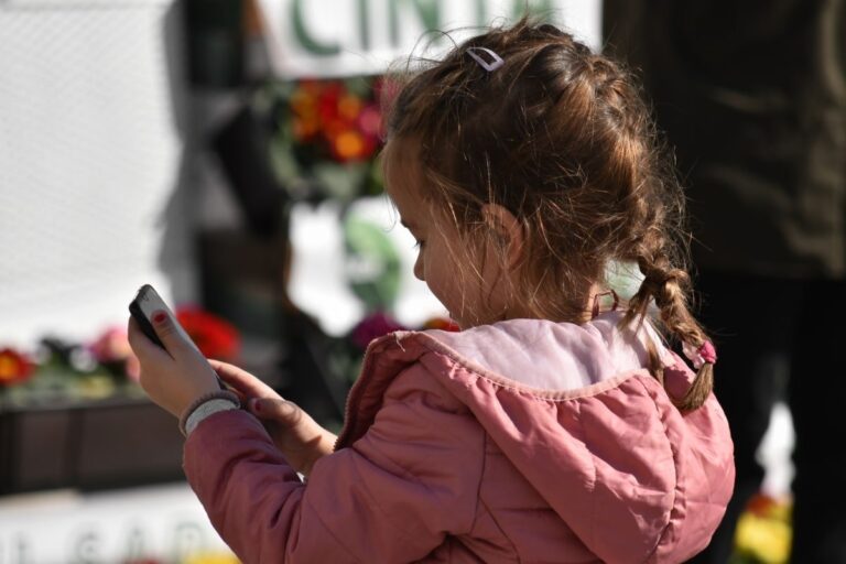 Why Children Relying on AI Chatbots for Emotional Support Risk Unrealistic Relationships