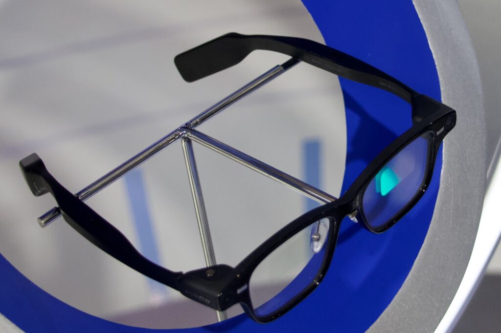 Smart glasses raise legal questions as covert recording risks grow