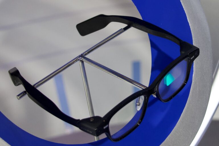 Smart glasses raise legal questions as covert recording risks grow