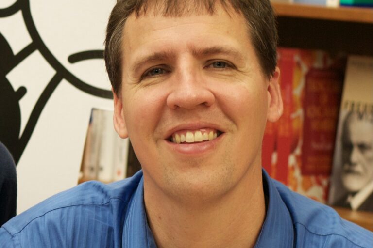 Jeff Kinney warns AI ease harms child reading and thinking skills